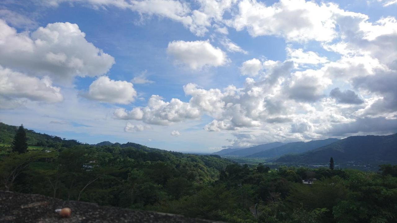 Super White Taitung Exterior foto